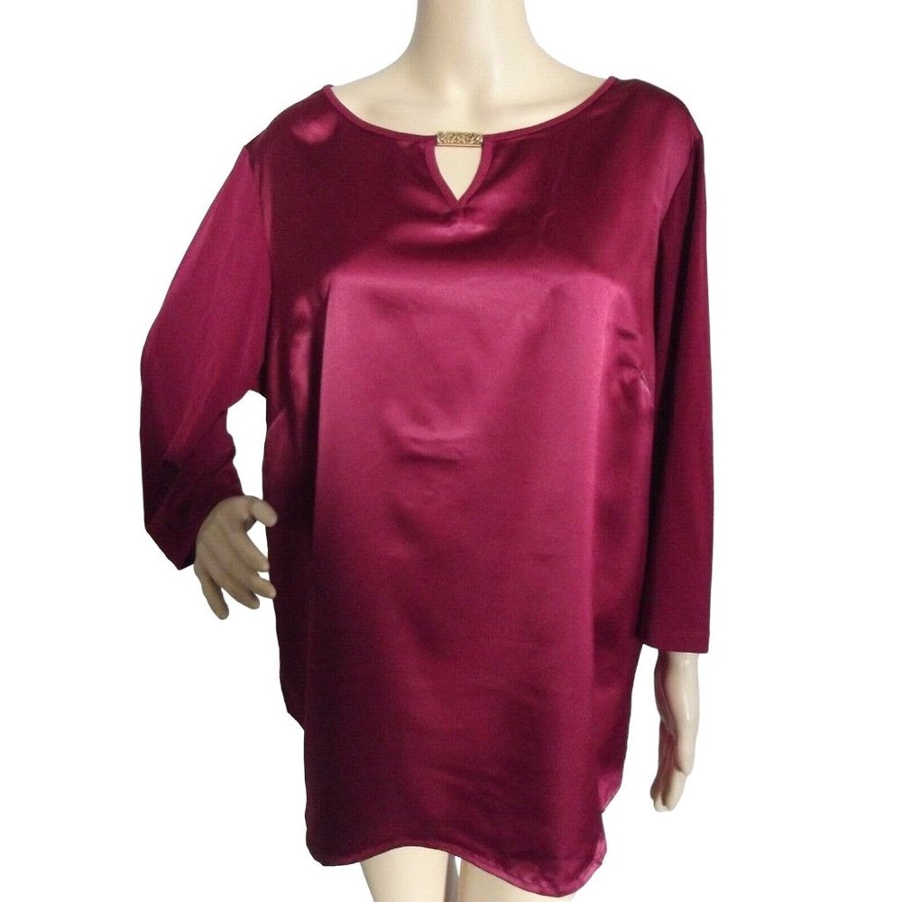Susan Graver 1X Burgundy Liquid Knit Top keyhole front Mixed Fabric